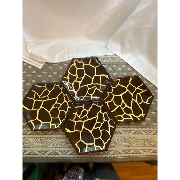 Roscher Giraffe Collection Octagon 9” Dinner Plate Dishwasher & Microwave Safe - Picture 9 of 13